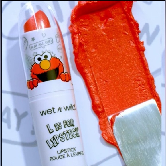 Wet n Wild Elmo lipstick and lipgloss - Picture 10 of 14